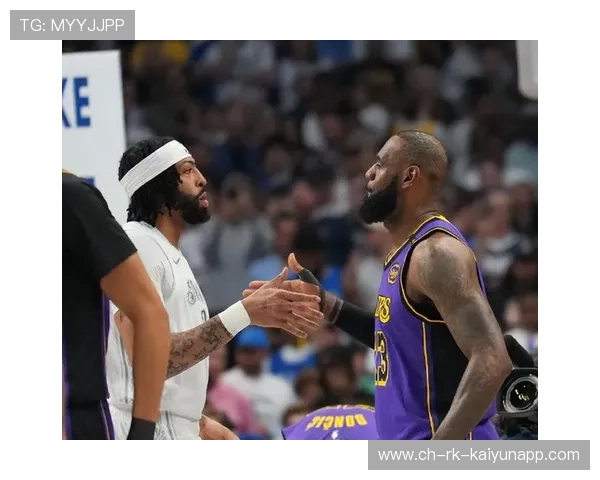 《湖人季后赛前景分析：詹姆斯和戴维斯能否带队走得更远？》，湖人季后赛詹姆斯数据