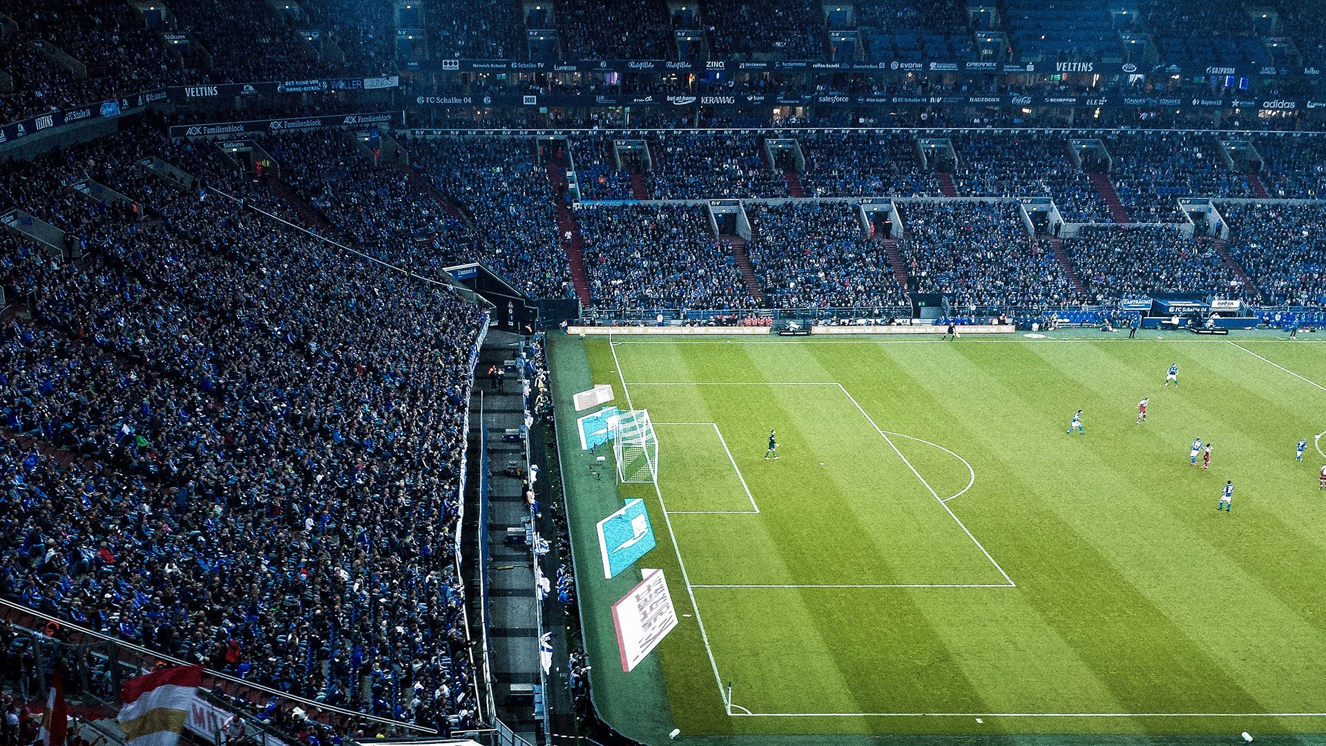 巴萨举办公益赛，捐赠善款支持青少年，巴萨或获5亿欧赞助